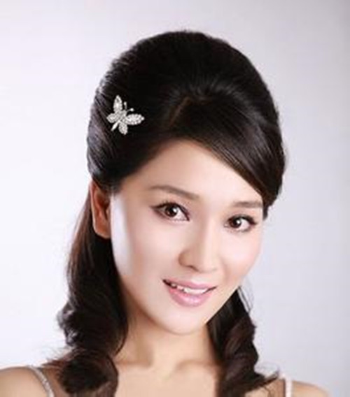 演出发型盘发_舞台演出盘发发型女_商业演出盘发