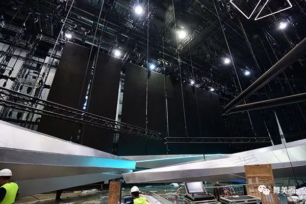 搭建舞台设计灯光公司投资额度_舞台设计及搭建_搭建舞台设计方案