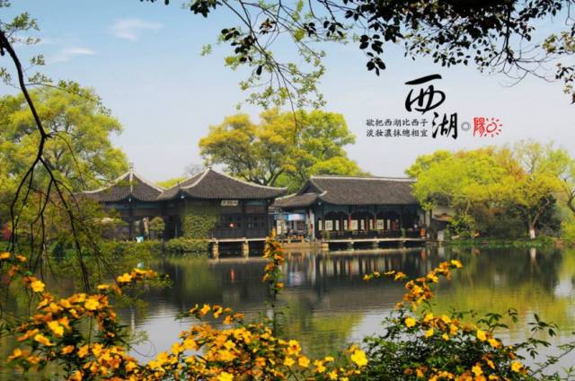 云南婚礼舞台搭建费用_搭建婚礼舞台累吗_搭建一个婚礼舞台需要多少钱