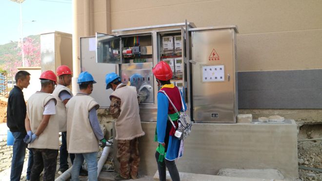 搭建舞台去那里_搭建舞台累吗_舞台搭建嵩明
