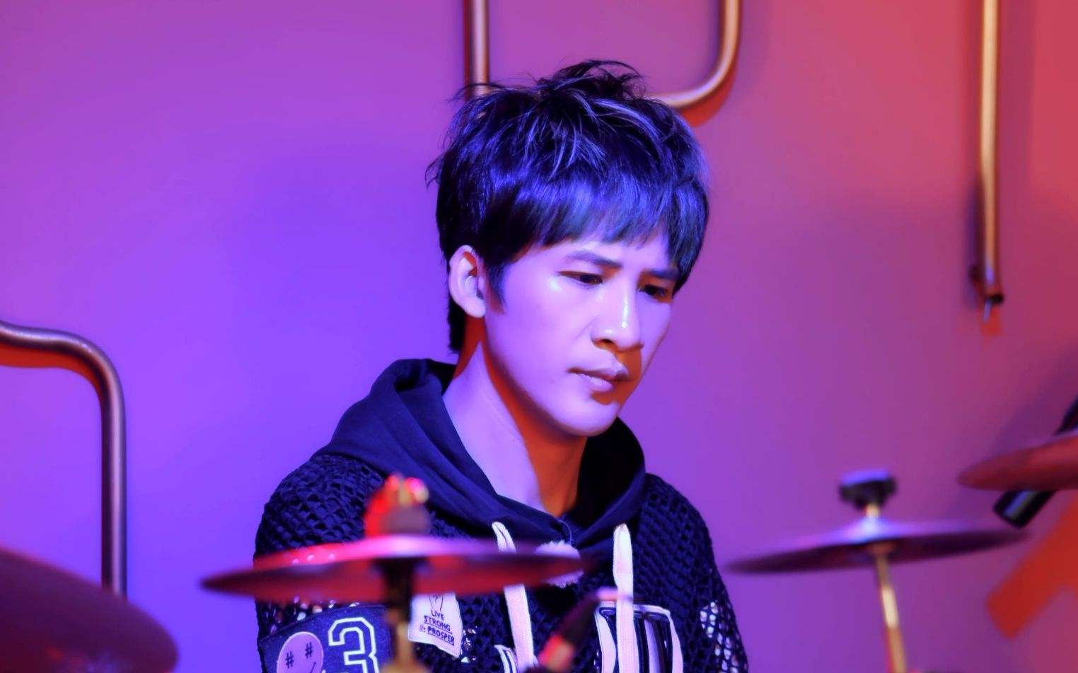 大张伟公司艺人_大张伟商业演出是真的吗_大张伟商演价格
