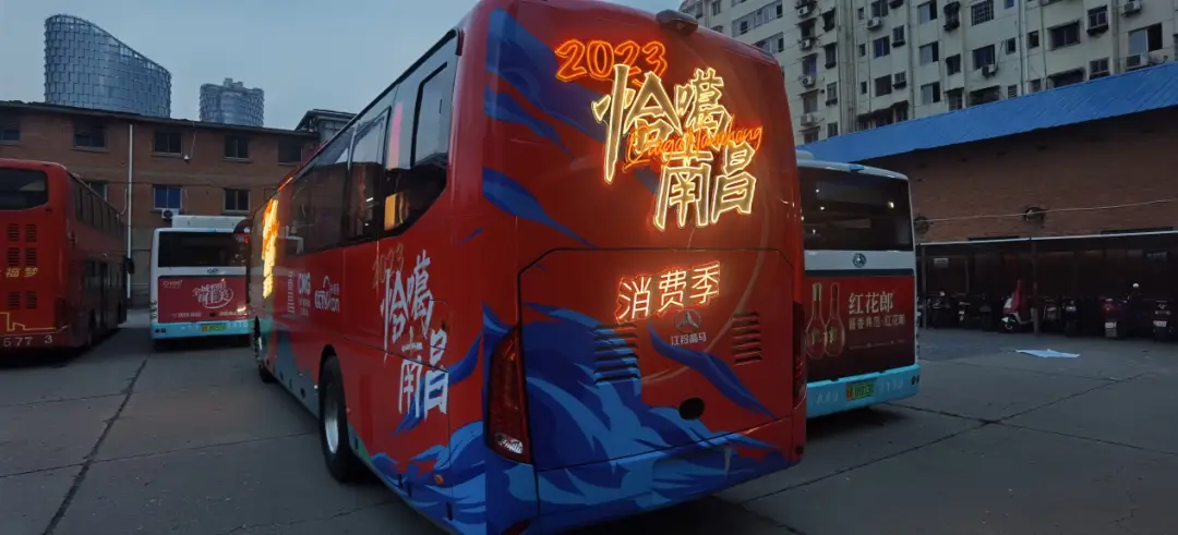 出行的广告创意_出行创意广告图片_出行创意广告语